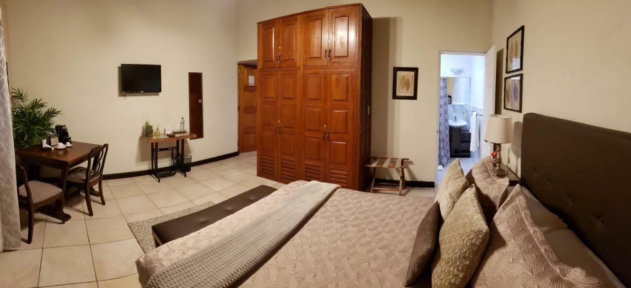 קצאלטננגו Acanthus Boutique Hotel מראה חיצוני תמונה